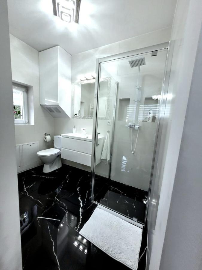 Apartament Glamour Gniezno Exterior foto
